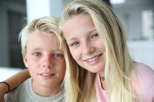SIGNS THAT YOUR CHILD MAY NEED BRACES
