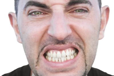 SIGNS YOU MAY BE GRINDING YOUR TEETH